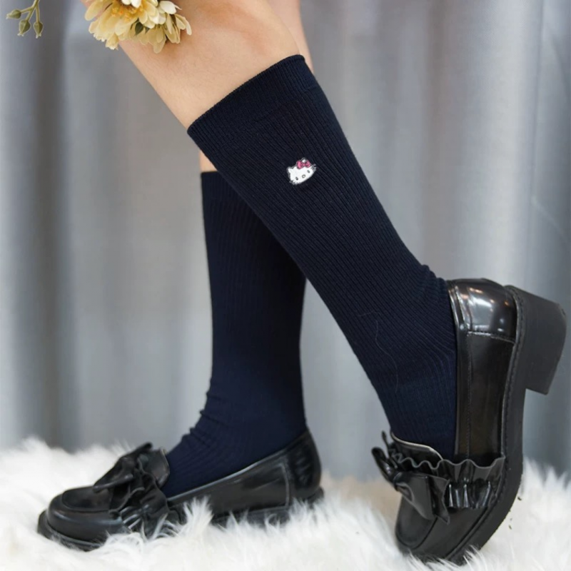 KYOUKO - Sanrio - Hello Kitty embroidered uniform socks (Black)